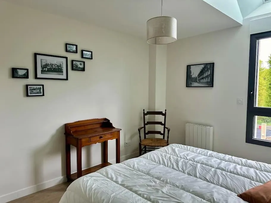 Holiday home Entre Rennes Et St Malo, Grande Maison Lumineuse Chez Mathilde Irodouer
