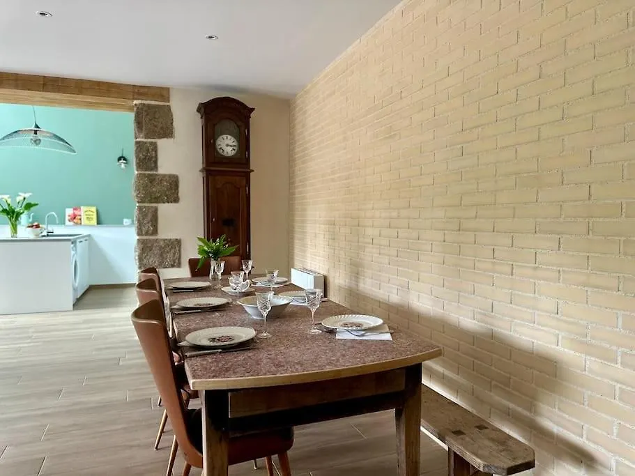 Entre Rennes Et St Malo, Grande Maison Lumineuse Chez Mathilde Irodouer Holiday home