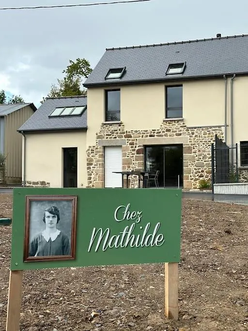 Holiday home Entre Rennes Et St Malo, Grande Maison Lumineuse Chez Mathilde Irodouer